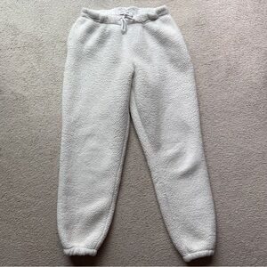 Gilly Hicks Hollister Off White Cream Sherpa Fur Joggers Pants Lounge Wear M